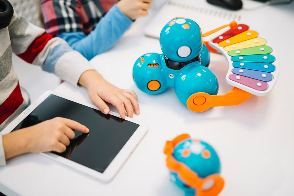Benefits of Learning Toys for Kids’ Development